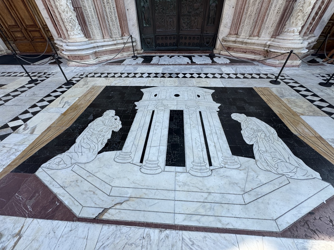Images in the entryway