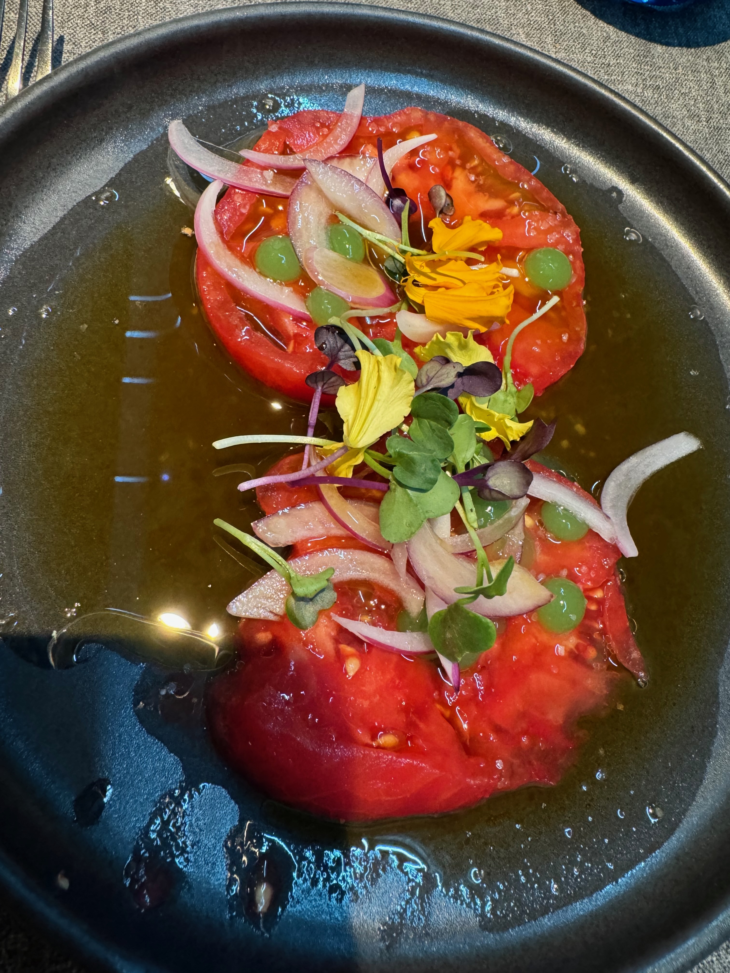 Tomato salad at Porrue